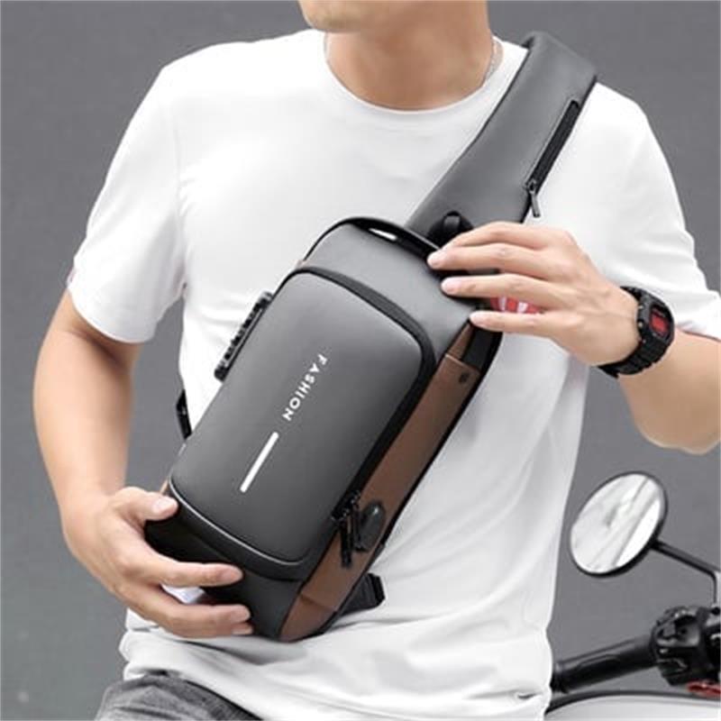 Bandolera Antirrobo para Hombre con Puerto USB y Candado - vista 6
