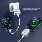 Adaptador USB-C con apagado automático cargando de noche