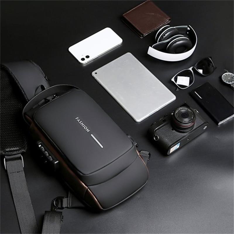 Bandolera Antirrobo para Hombre con Puerto USB y Candado - vista 3