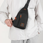 Bolso de Pecho para Hombre Impermeable con Salida para Audífonos - vista 7