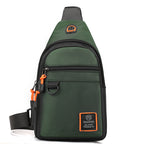 Bolso de Pecho para Hombre Impermeable con Salida para Audífonos en color verde
