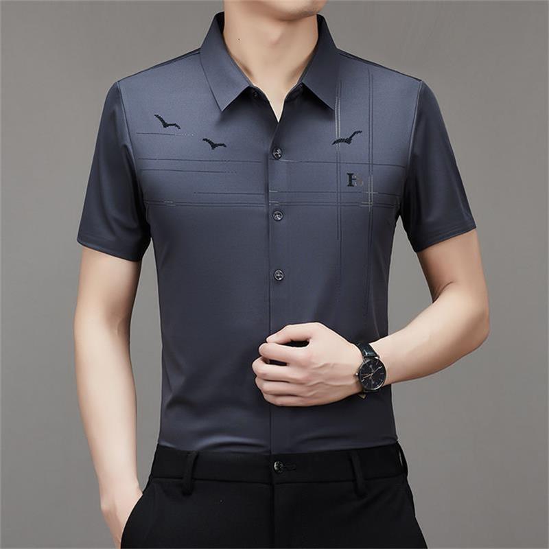 Camisa Manga Corta de Seda Fría para Hombre en color neblina azul