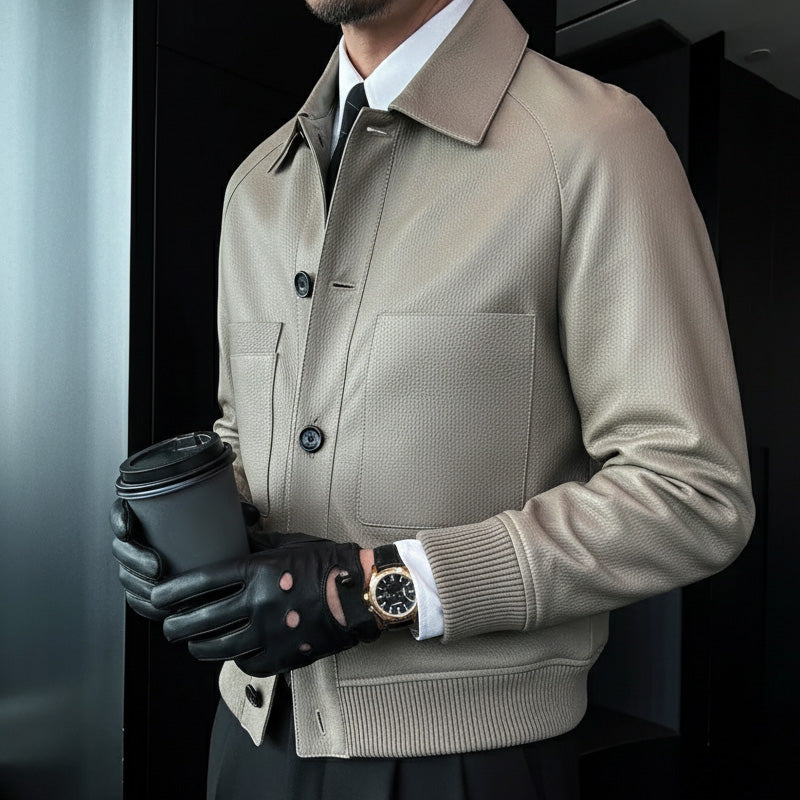 Chamarra de Piel Sintética para Hombre con Cuello Camisero en color gris