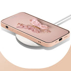 Funda de vidrio mariposa 3D sobre la mesa