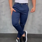 Pantalón Slim Fit Elástico para Hombre en color azul marino