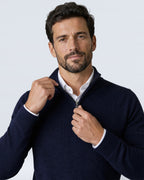 Suéter de Punto Fino para Hombre con Cuello Alto y Medio Cierre