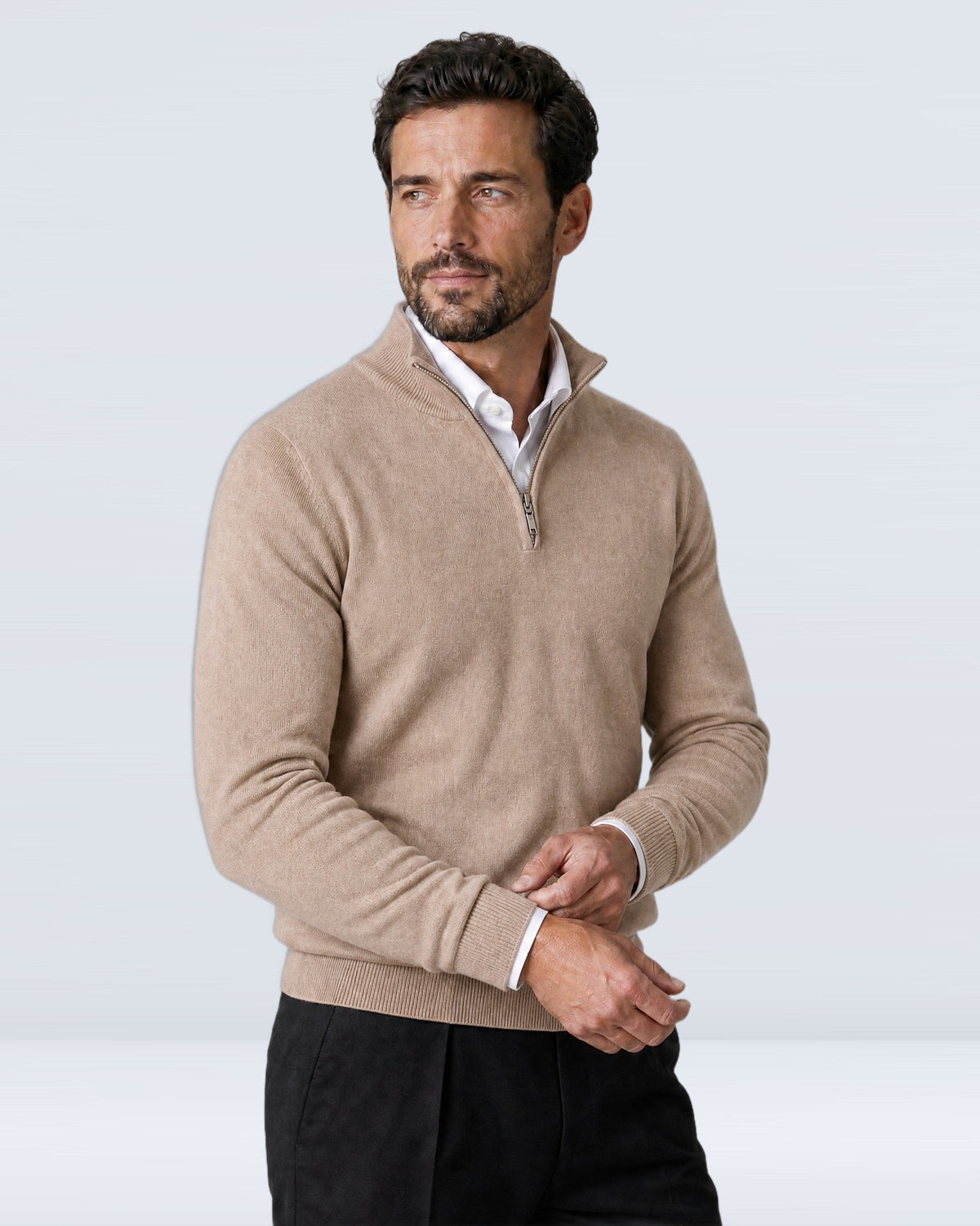 Suéter de Punto Fino para Hombre con Cuello Alto y Medio Cierre
