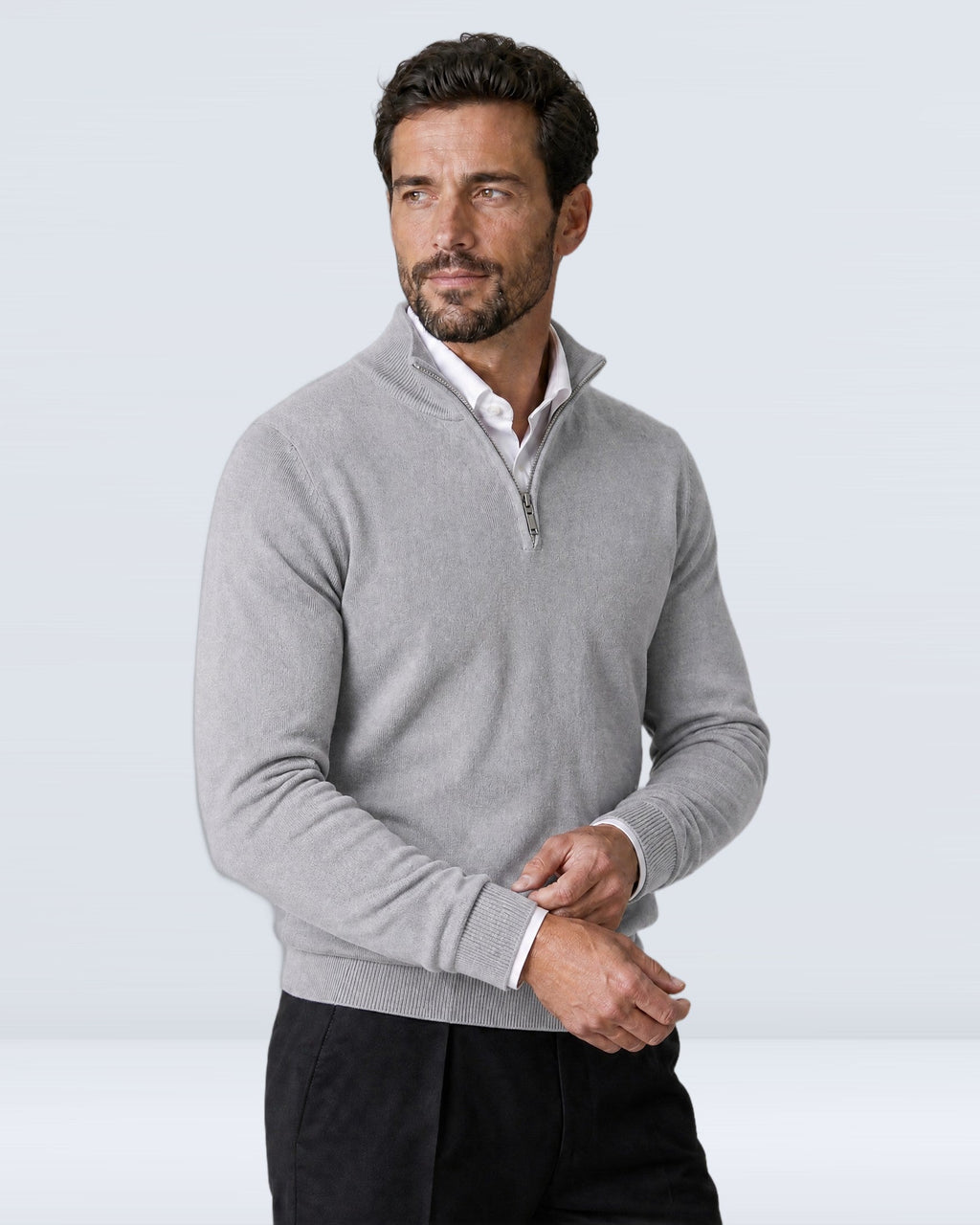 Suéter de Punto Fino para Hombre con Cuello Alto y Medio Cierre
