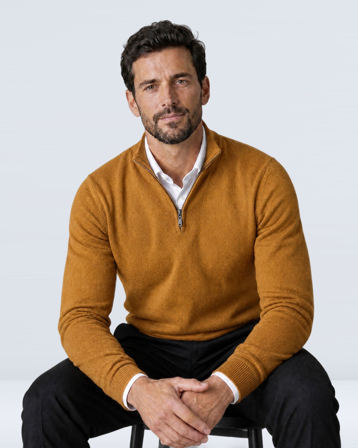 Suéter de Punto Fino para Hombre con Cuello Alto y Medio Cierre