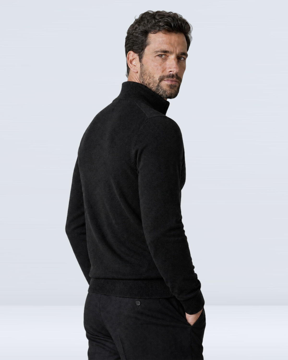 Suéter de Punto Fino para Hombre con Cuello Alto y Medio Cierre