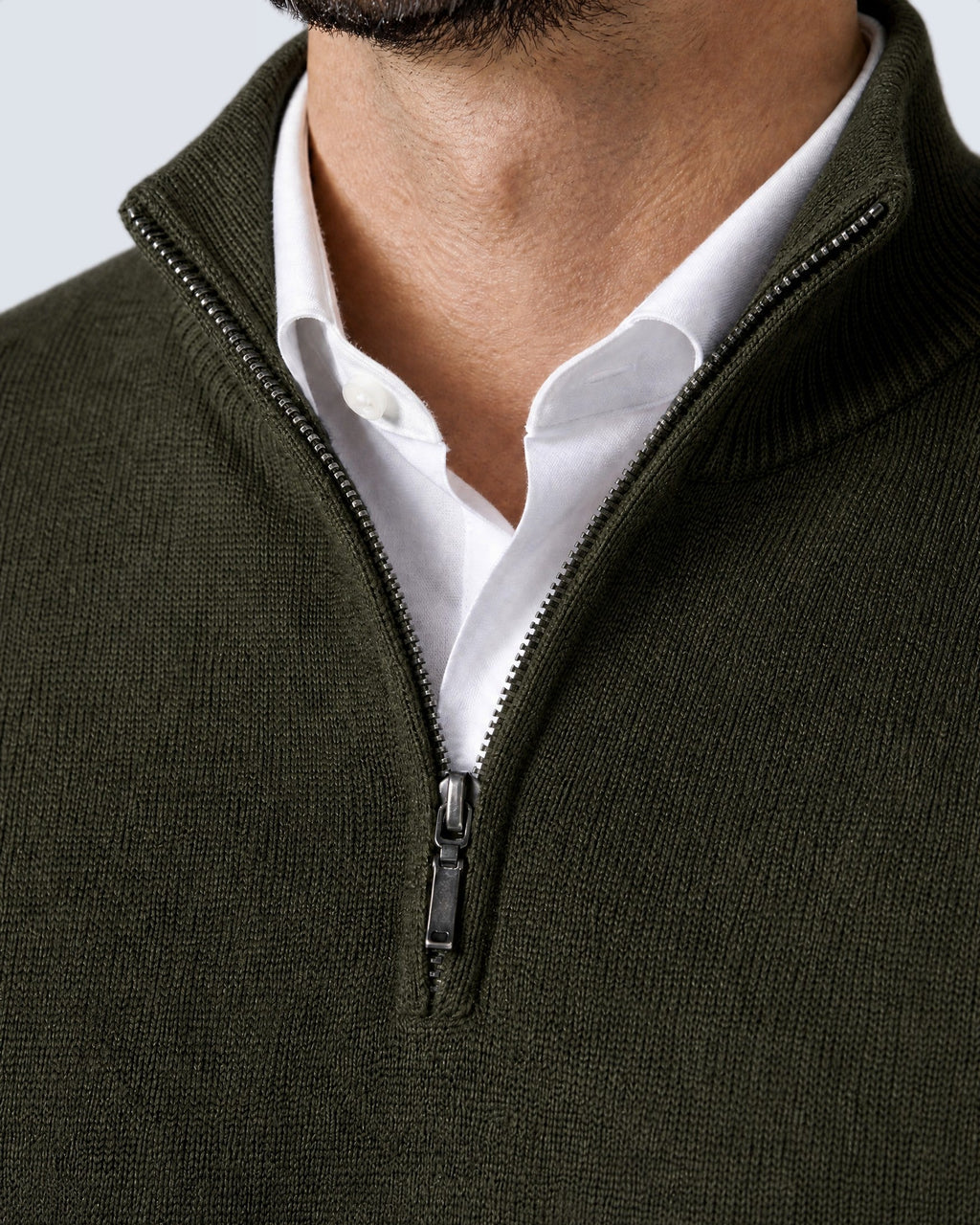 Suéter de Punto Fino para Hombre con Cuello Alto y Medio Cierre