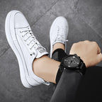 Zapatos Casuales de Piel para Hombre Versátiles en color blanco