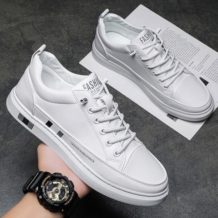 Zapatos Casuales de Piel para Hombre Versátiles en color blanco